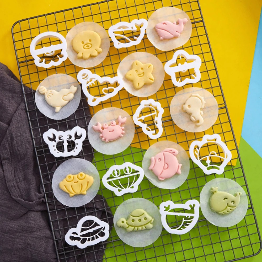 Kitchen Baking Supplies - قوالب تقطيع الكوكيز على شكل حيوانات
