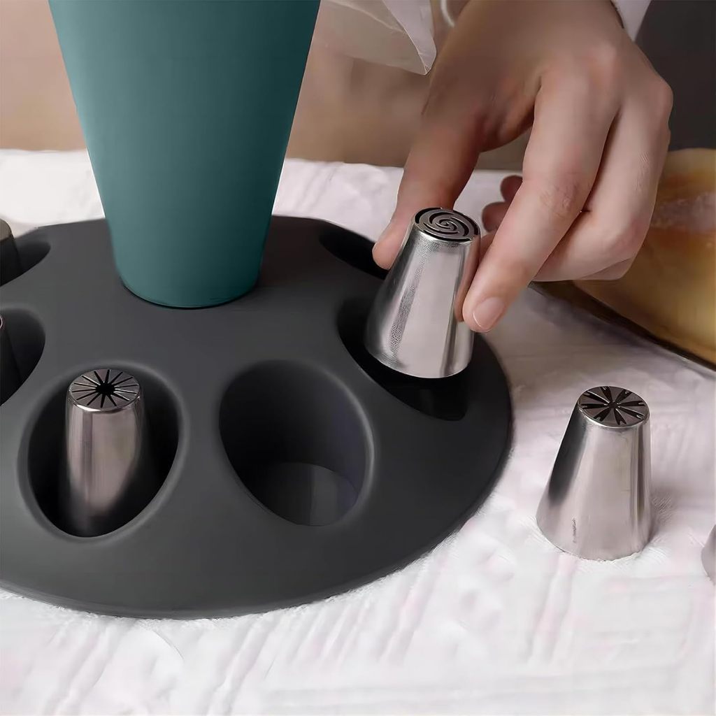 كيس تزيين الكيك مع حامل للرؤوس - مراجعة Kitchen And Baking Tools وسعره