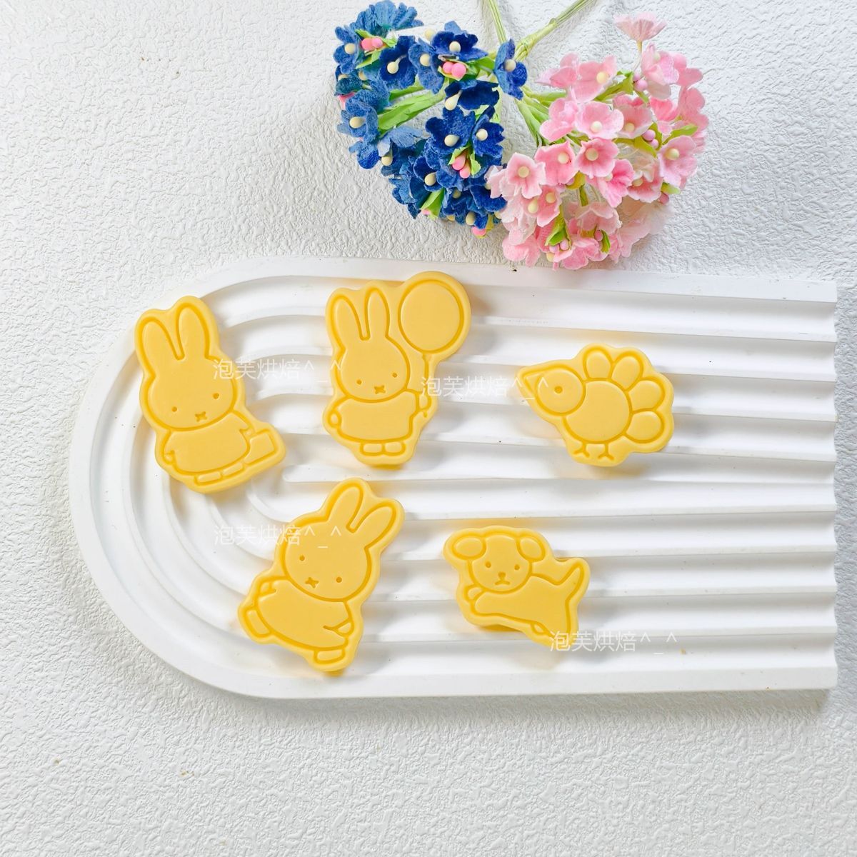 قالب بسكويت ثلاثي الأبعاد لطيف - مراجعة Kitchen Baking Items وسعره