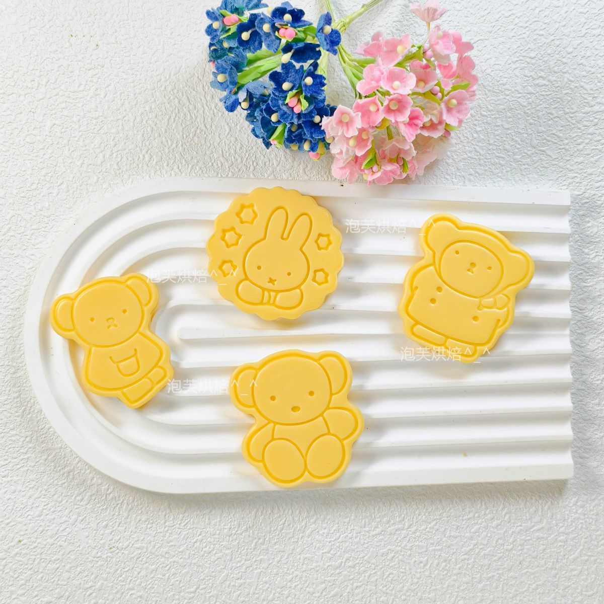 قالب بسكويت ثلاثي الأبعاد لطيف - مراجعة Kitchen Baking Items وسعره